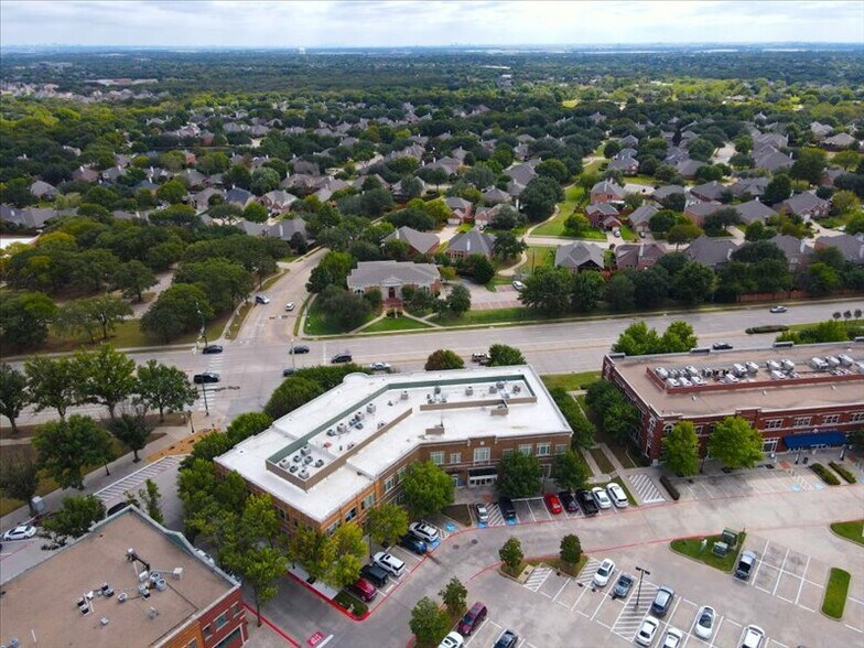 More Photos Of 1100 Parker Sq, Flower Mound Office For Lease
