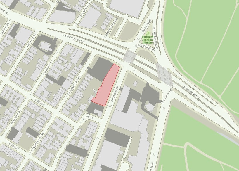 More Photos Of 696 E Fordham Rd, Bronx Office For Lease