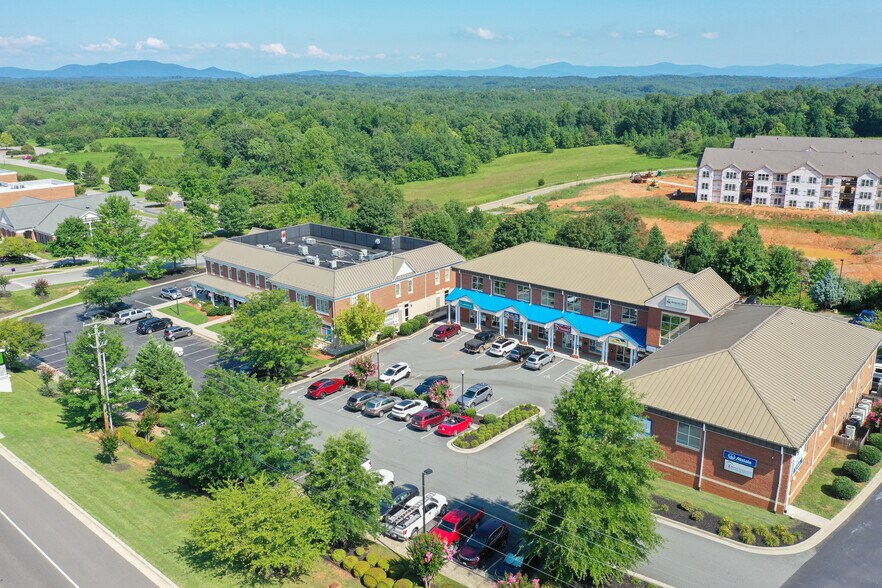 More Photos Of 12925 Booker T Washington Hwy, Hardy Storefront Retail Office For Lease