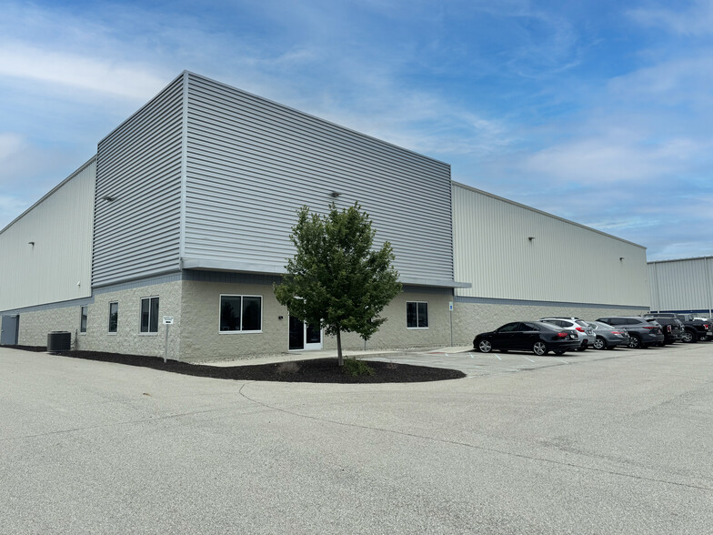 Primary Photo Of 3921 Perry Blvd, Whitestown Warehouse For Lease