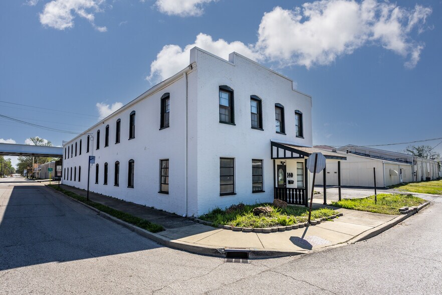 More Photos Of , Belleville Unknown For Sale