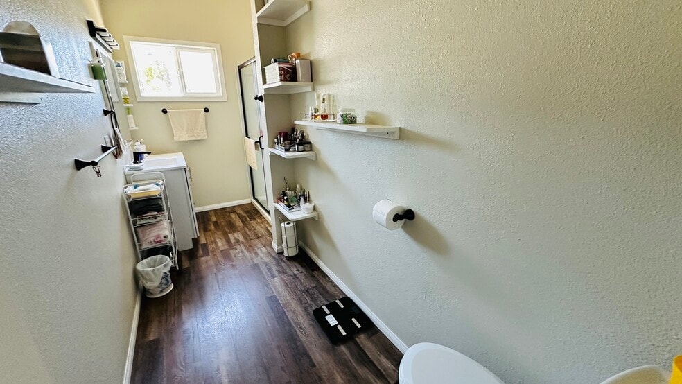 More Photos Of 54200 Pine Crest Ave, Idyllwild-Pine Cove Storefront Retail Office For Sale