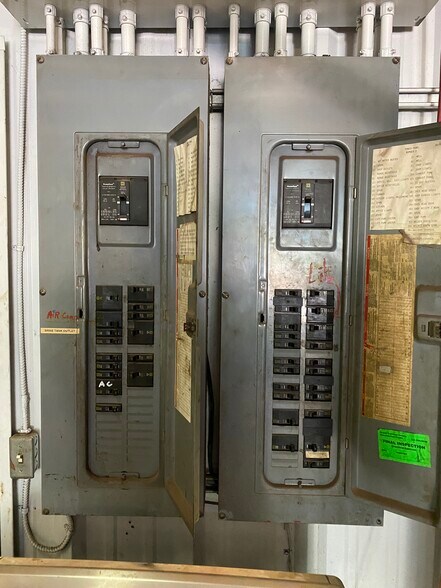 More Photos Of 6925 M 72 E, Williamsburg Industrial For Lease