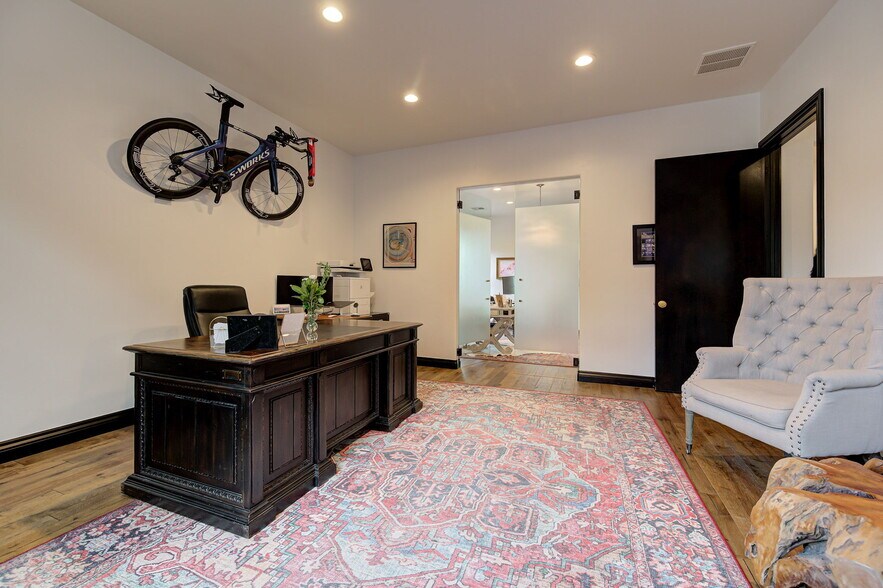 More Photos Of 2917 NW 156th St, Edmond Office Residential For Sale