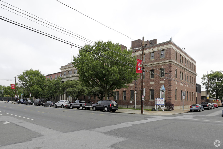 Primary Photo Of 2301 E Allegheny Ave, Philadelphia Medical For Lease