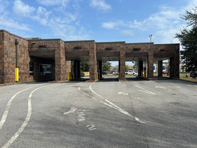 More Photos Of 4441 Bayou Blvd, Pensacola Bank For Sale