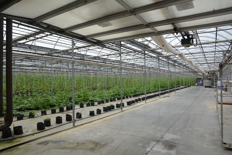 More Photos Of 1113 Herkimer Rd, Utica Distribution For Lease