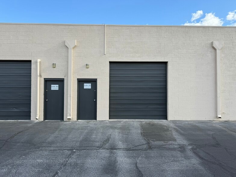 More Photos Of 7655 E Redfield Rd, Scottsdale Light Distribution For Lease