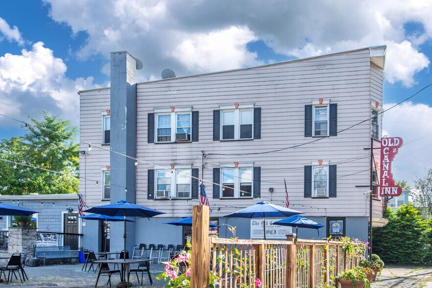 More Photos Of 2 E Passaic Ave, Nutley Restaurant For Sale