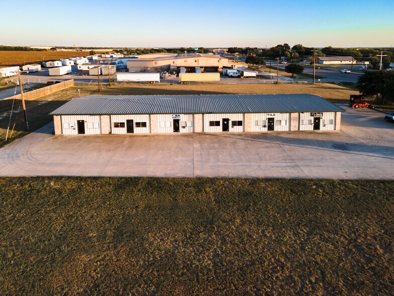 More Photos Of 2331 N Hwy 46, Seguin Light Distribution For Lease