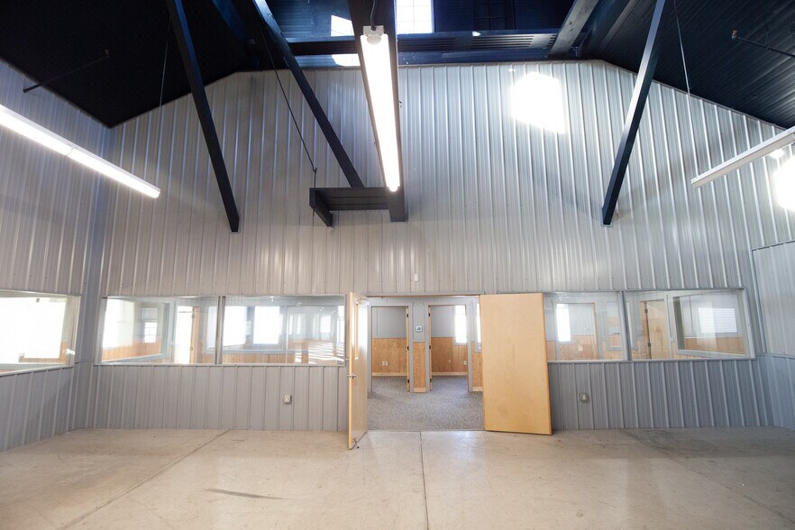 More Photos Of 9257 Bonner Mill Rd, Missoula Warehouse For Lease