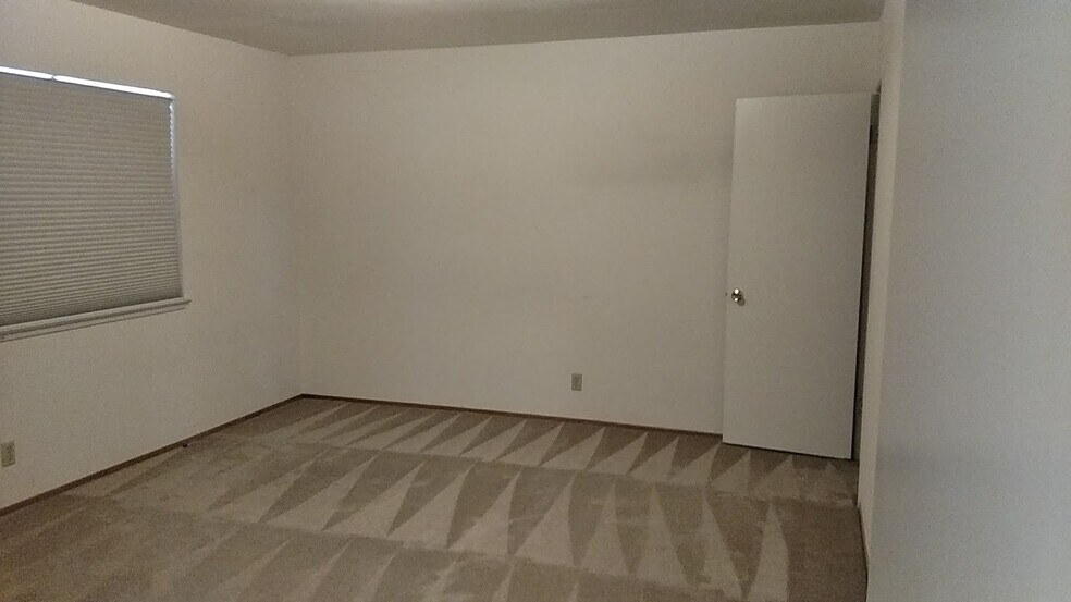 More Photos Of 711 9th Ave, San Mateo Apartments For Sale