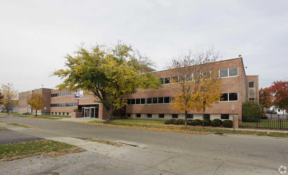 More Photos Of 184 Salem Ave, Dayton Office Residential For Lease