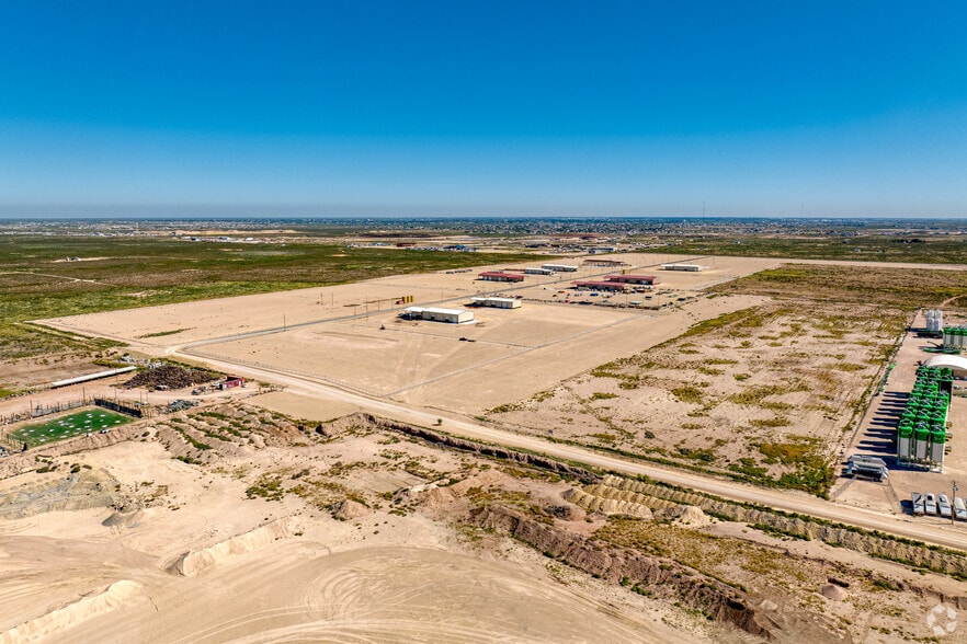 More Photos Of Prime Intersection IH-20 W & FM 866 SE Quadrant, Odessa Land For Sale