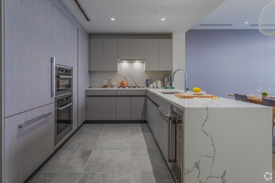 More Photos Of 3709 College Point Blvd, Flushing General Retail For Lease