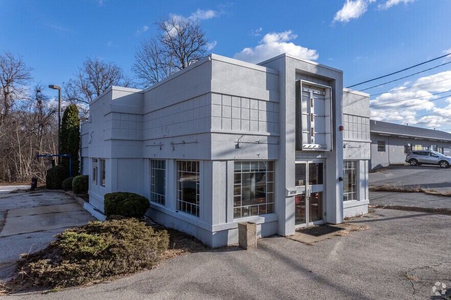 More Photos Of 6758 Post Rd, North Kingstown Fast Food For Sale