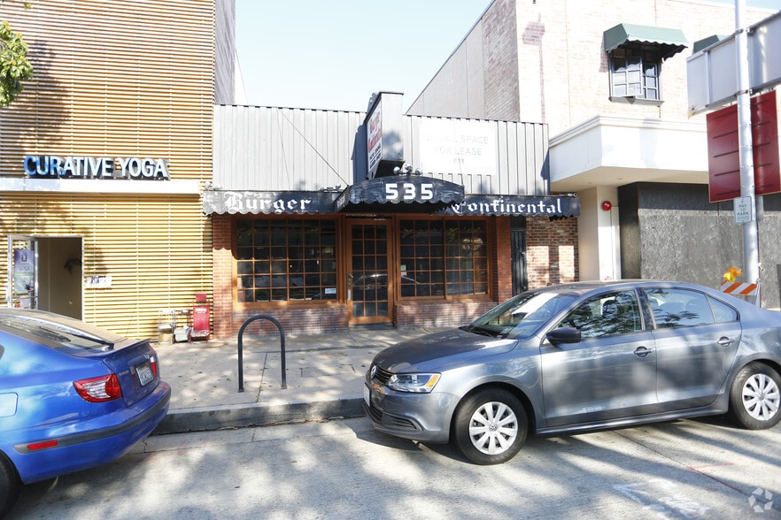 More Photos Of 535 S Lake Ave, Pasadena General Retail For Sale