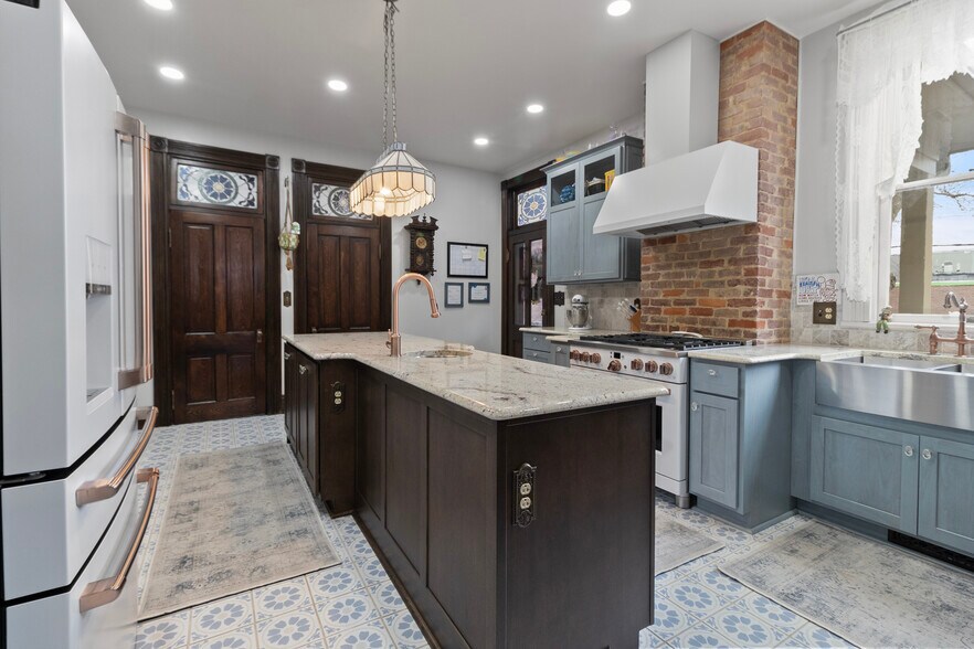 More Photos Of 306 Main Ave, Weston Office For Sale