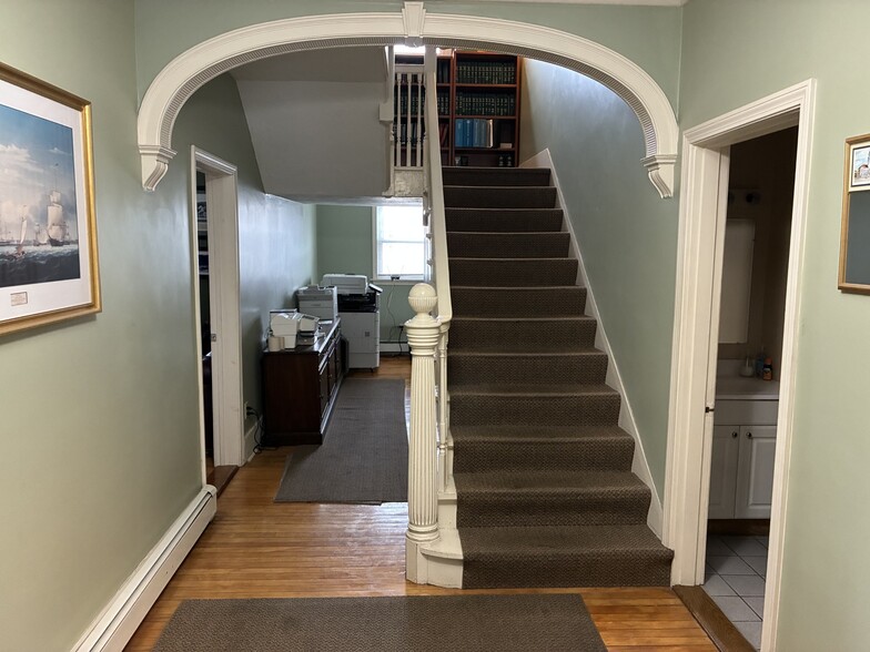 More Photos Of 4 Lancaster Ter, Worcester Office For Sale
