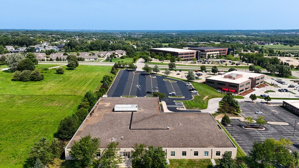 More Photos Of 8850 NW 62nd Ave, Johnston Office For Lease