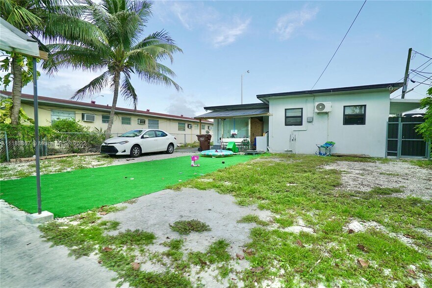 More Photos Of 221 E 9th St, Hialeah Office Residential For Sale