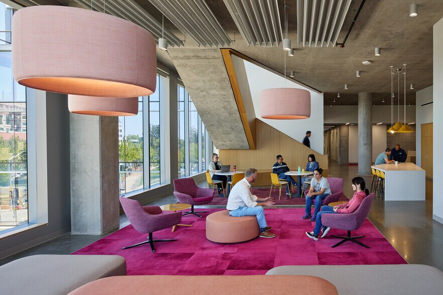 More Photos Of 200 Aggie Sq, Sacramento Coworking Space