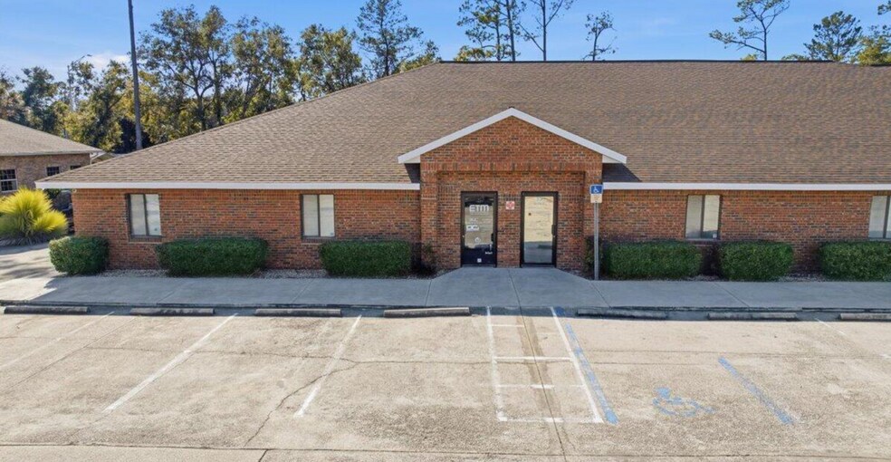 More Photos Of 33 N Old Kings Rd, Palm Coast Medical For Sale