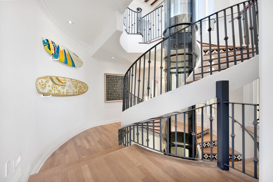 More Photos Of 5121 E Ocean Blvd, Long Beach Apartments For Sale