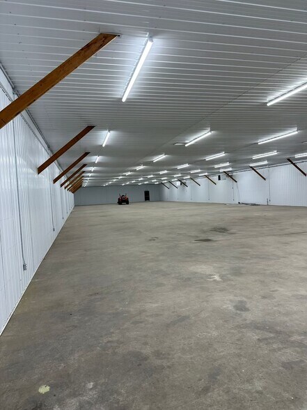 More Photos Of 13373 County Road 2, Morrisburg Distribution For Lease
