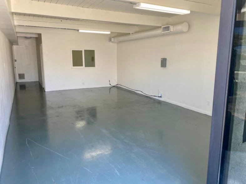 More Photos Of 1810 W Foothill Blvd, Upland Freestanding For Lease