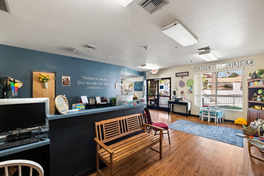 More Photos Of 9944 Highland Ave, Rancho Cucamonga Religious Facility For Lease