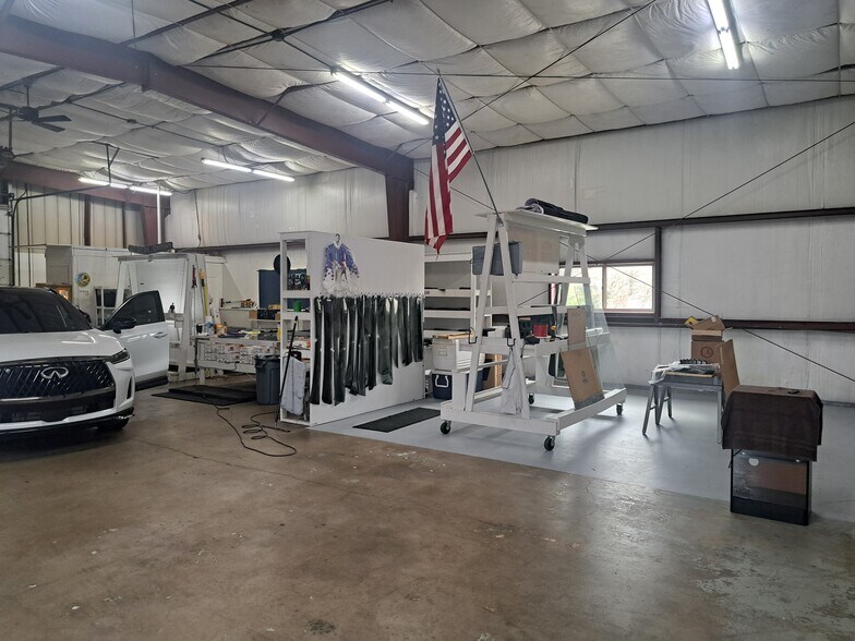 More Photos Of 4602 N US Highway 63, West Plains Flex For Sale