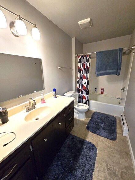 More Photos Of 514 Main St E, New Prague Apartments For Sale