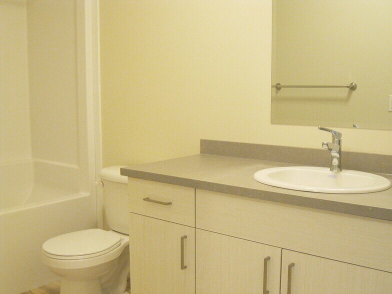 More Photos Of 106 Jespersen Ave, Spruce Grove Apartments For Sale