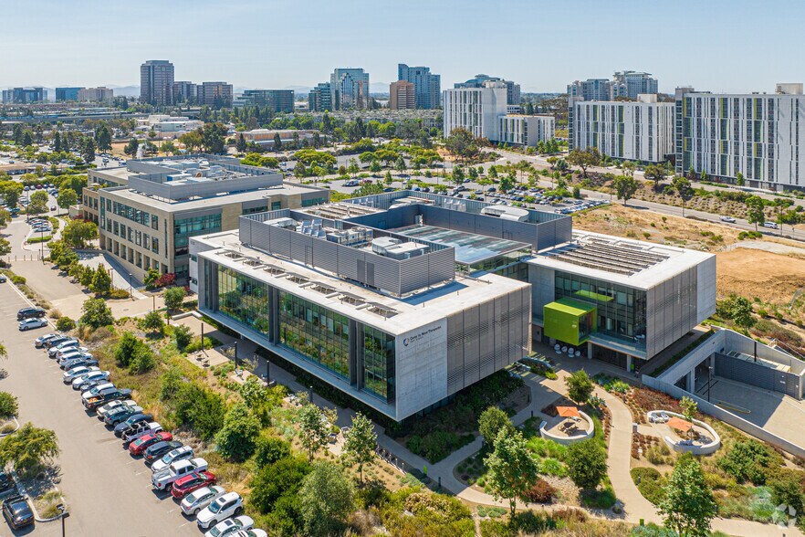 More Photos Of 9310 Athena Cir, La Jolla Research And Development For Lease