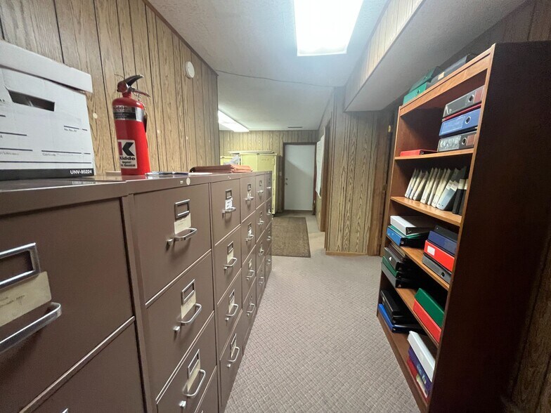 More Photos Of 229 N Main St, Valentine Office For Sale