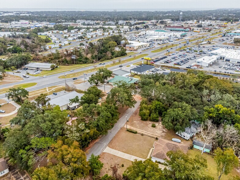 More Photos Of 131 New Warrington Rd, Pensacola Restaurant For Sale