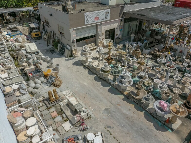 More Photos Of 1620 S Dixie Hwy, Pompano Beach Freestanding For Sale