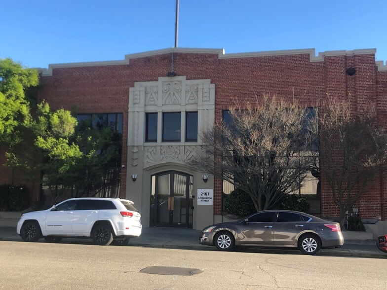 Primary Photo Of 2107 Livingston St, Oakland Warehouse For Lease
