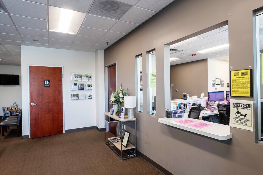 More Photos Of 9097 E Desert Cove Dr, Scottsdale Medical For Sale