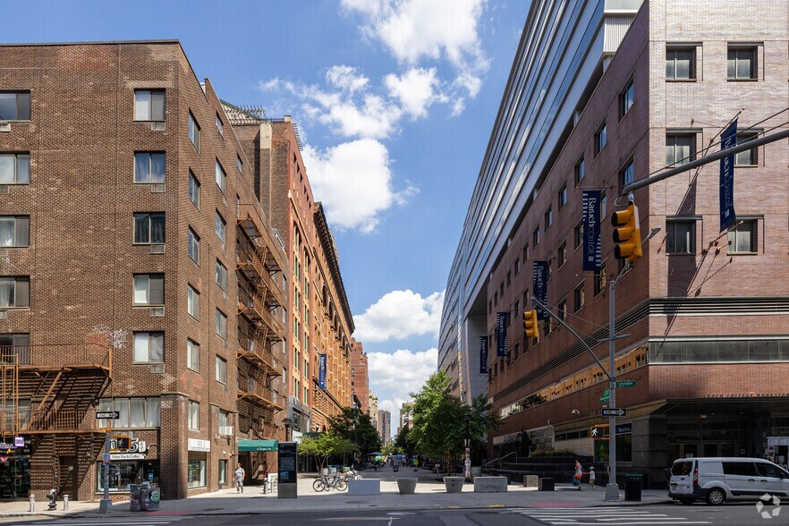 More Photos Of 137 E 25th St, New York Office For Lease