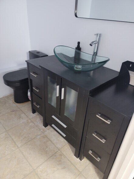 More Photos Of 1522 Pointer Ridge Pl, Bowie Office Residential For Lease