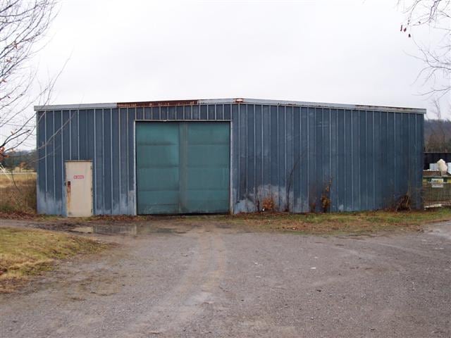 More Photos Of 1818 Sparta Pike, Lebanon Warehouse For Sale