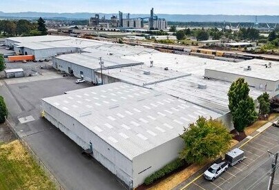 More Photos Of 1401 W Fourth Plain Blvd, Vancouver Manufacturing For Lease