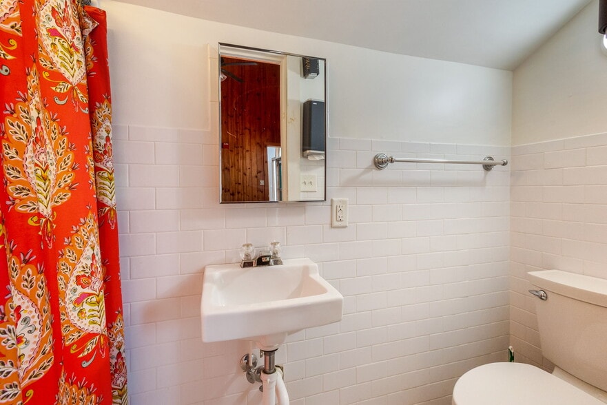 More Photos Of 12298 Croton Rd, Croton Specialty For Sale