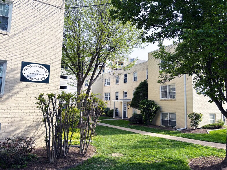 More Photos Of , Gaithersburg Multifamily For Sale