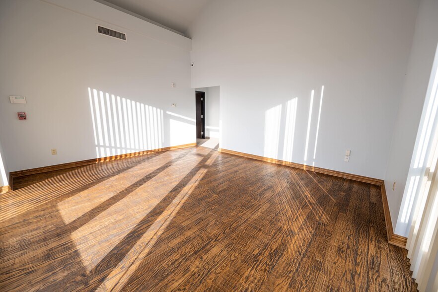 More Photos Of 2225 Avenue J, Arlington Office For Sale