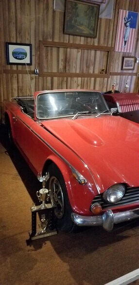 More Photos Of , Toledo General Retail For Sale