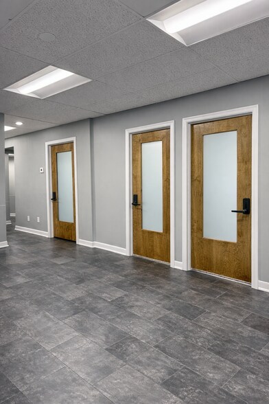 More Photos Of 9426 Stewartown Rd, Gaithersburg Loft Creative Space For Lease