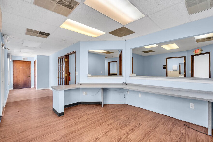 More Photos Of 1 Dag Hammarskjold Blvd, Howell Medical For Lease